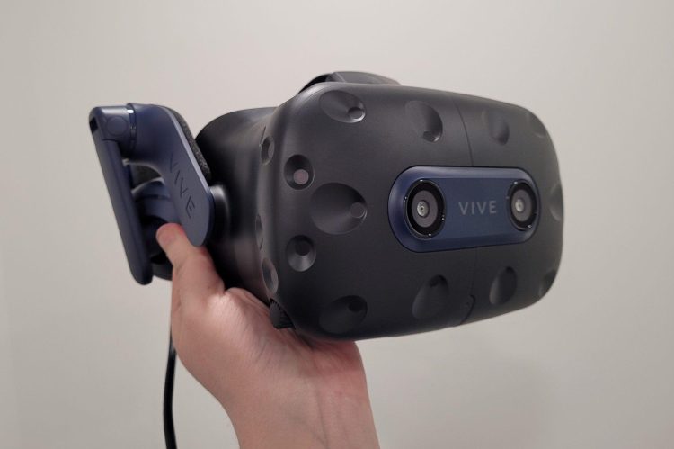 Exploring the Digital Realm: AR vs. VR