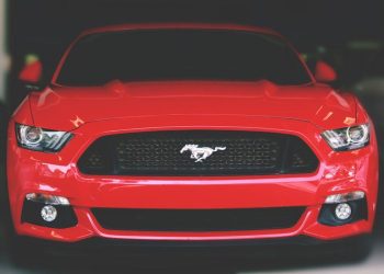 Choosing Between Sedan and Coupe: Understanding Your Driving Preferences