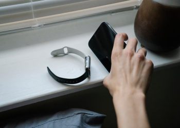 Understanding Social Media’s Effects on Mental Health