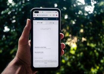 Unraveling the Buzz: AI vs. ML Explained