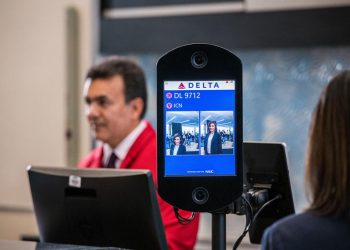 Understanding Facial Recognition: Importance of Eye Shapes