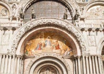 Comparing Business Practices in Asia and Europe