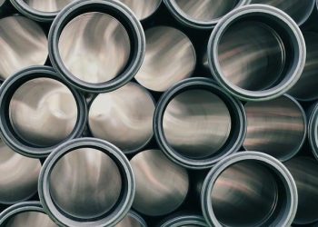 Comparing Android and iOS: Mobile Ecosystem Exploration