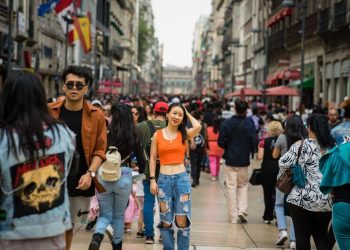 Contrasting Spanish Language Use in Spain and Mexico