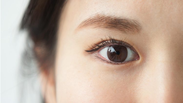 Comparing Eye Shapes: Chinese versus Japanese Ancestral Genetic Patterns